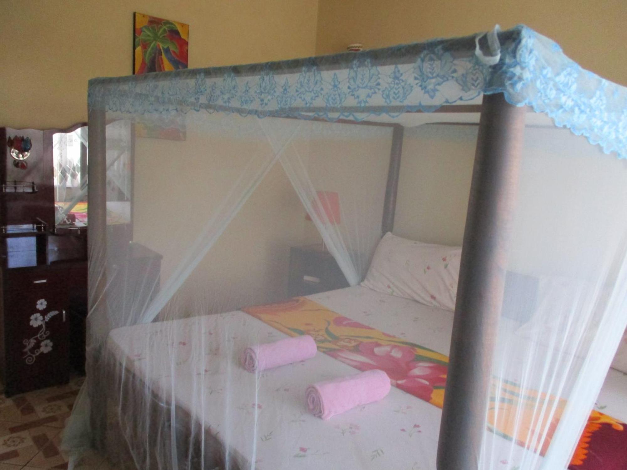 Simba Apartments Diani Beach Pokoj fotografie